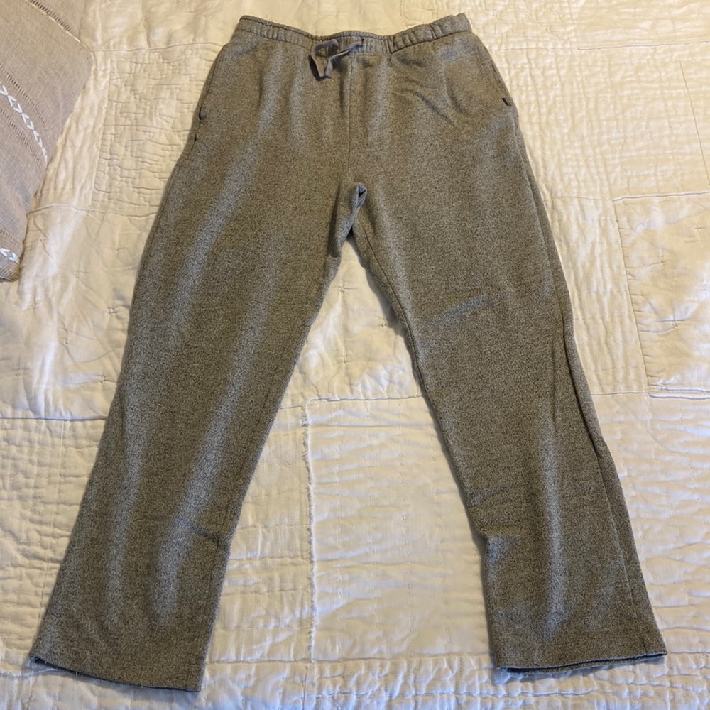 Eddie Bauer. Sleepwear. M.